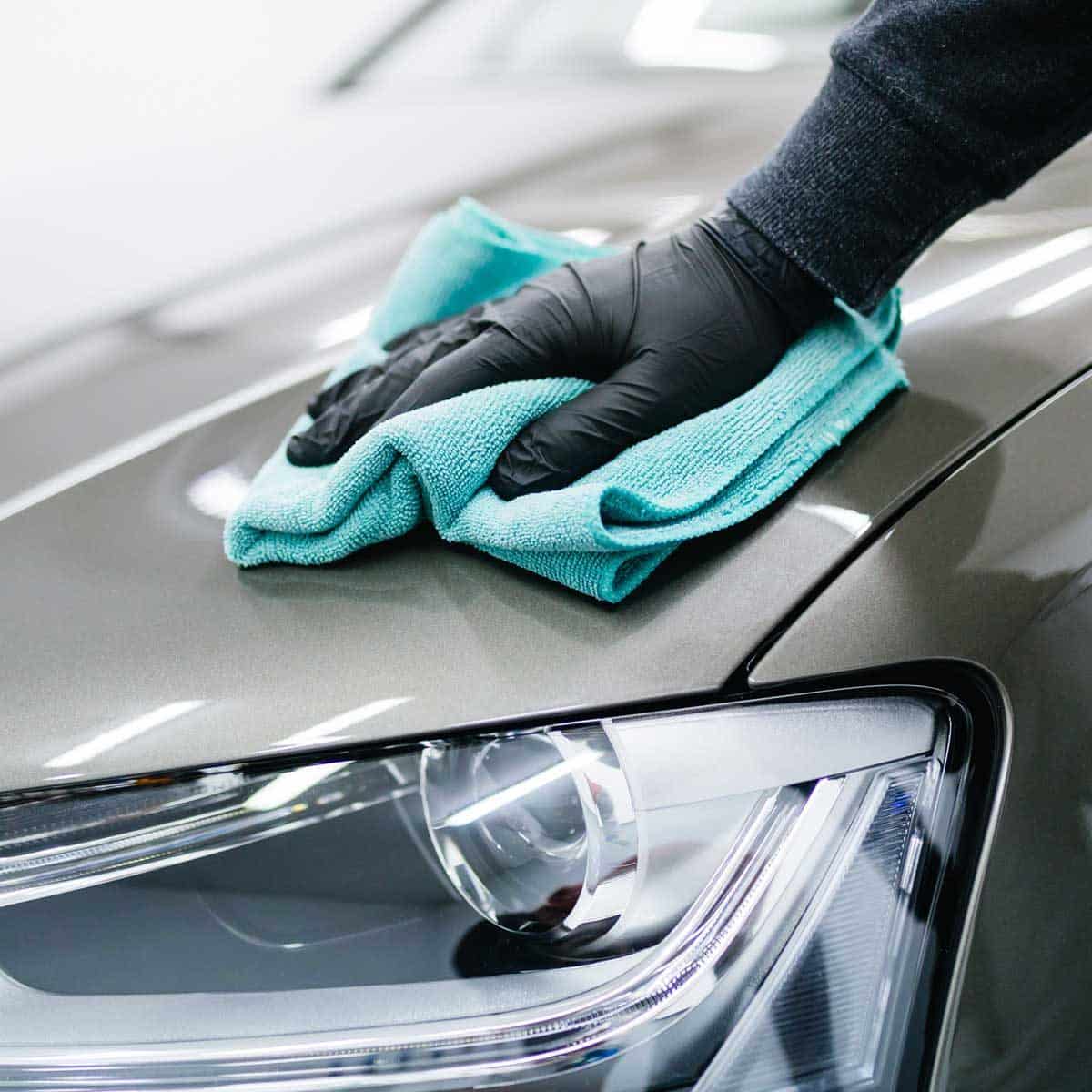 3 Easy Ways to Remove Scratches from a Car