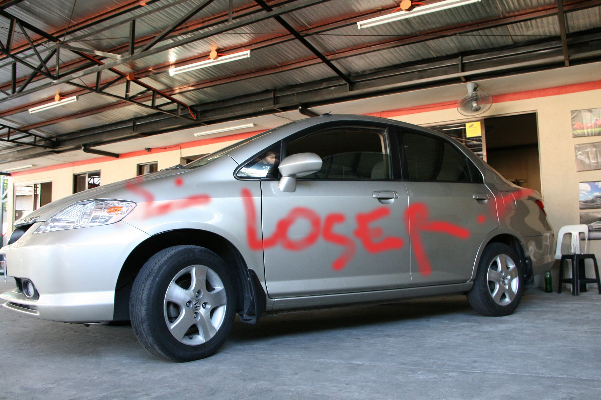 8 Ways to Get Spray Paint off a Car