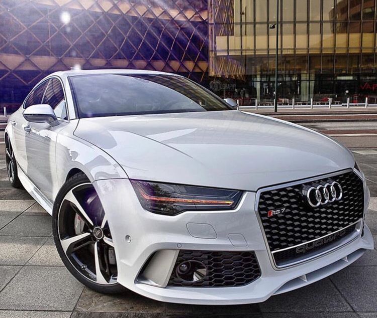 Audi r7