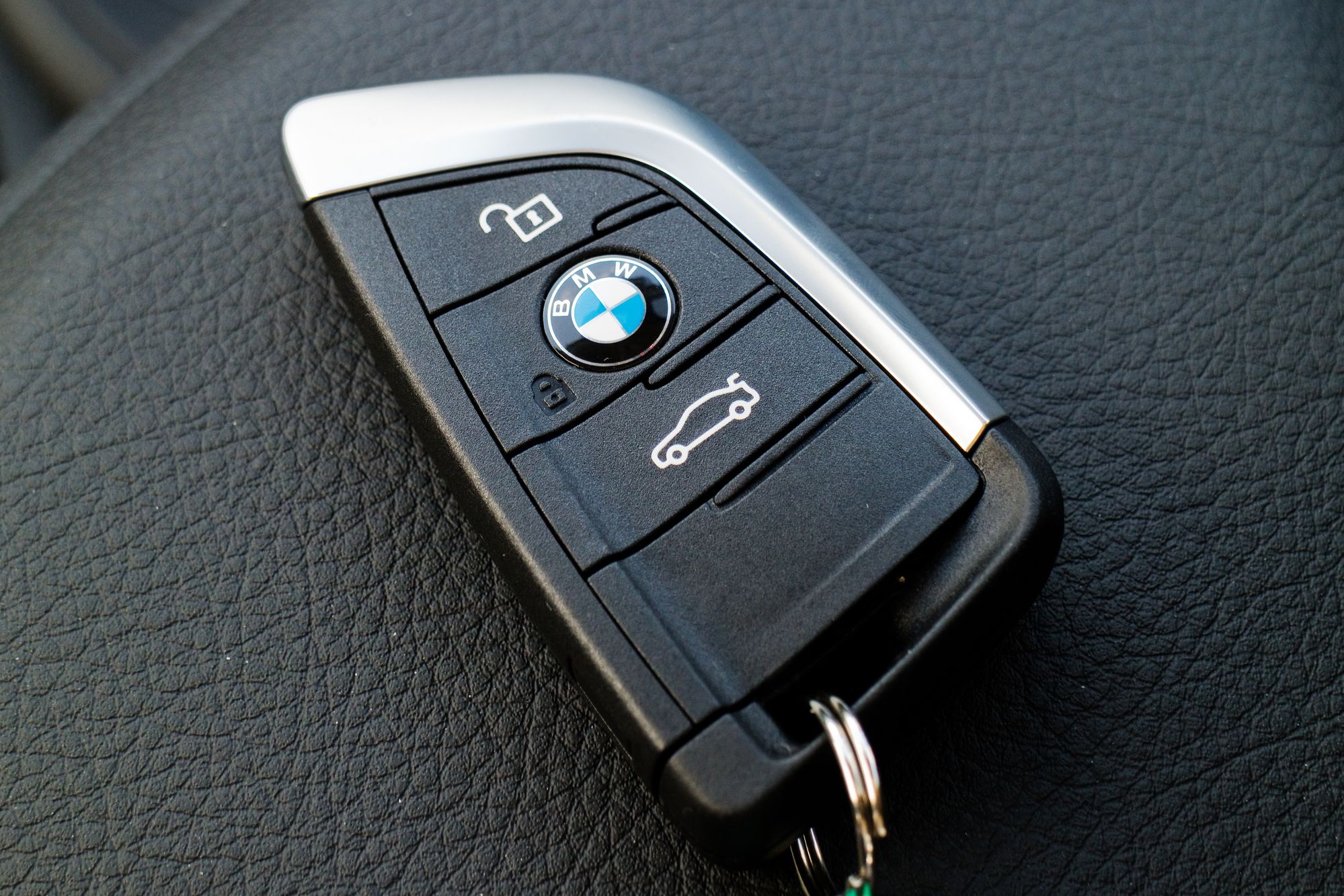 BMW Key Fob Locking Defect Class Action Settlement
