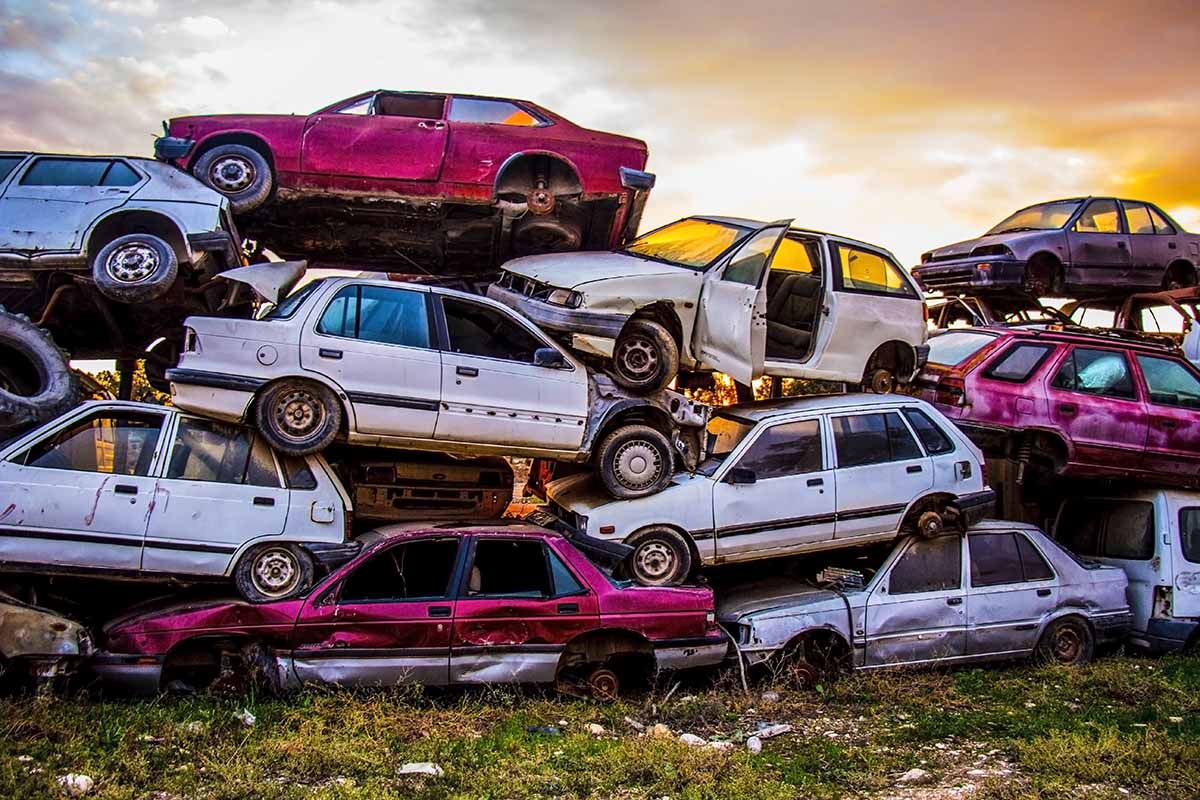 Can I Sell My Junk Car For Cash?  Sell It To A Local Junkyard