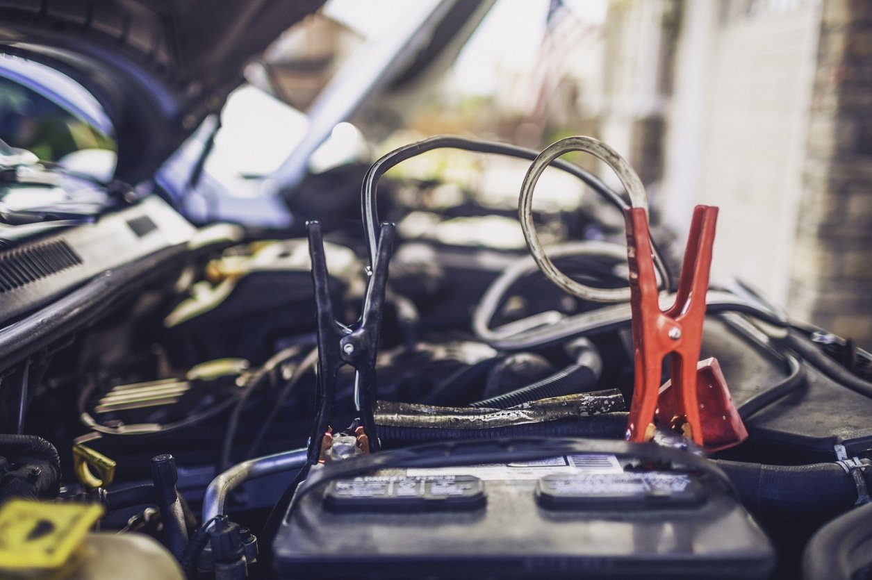 Dead Battery? How to Jump Start Your Car Safely