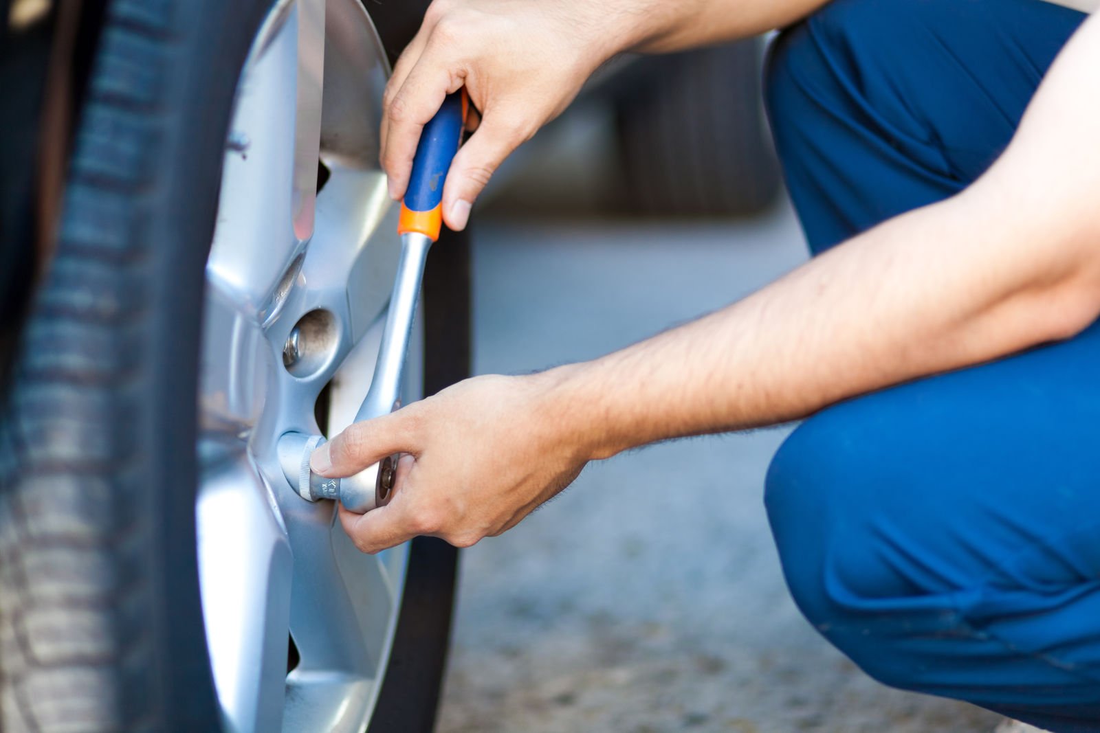 Does my car insurance cover flat tires?