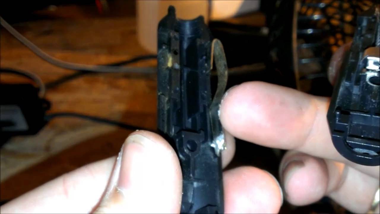 How to fix cigarette lighter plug in