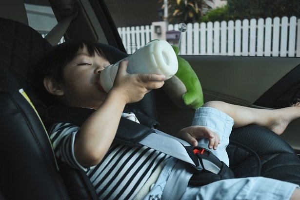 How to Get Milk Smell Out of Car: 7 Easy Ways