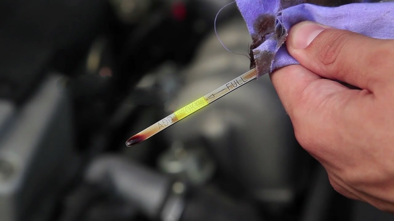 How To Properly Check Your Car Oil Level