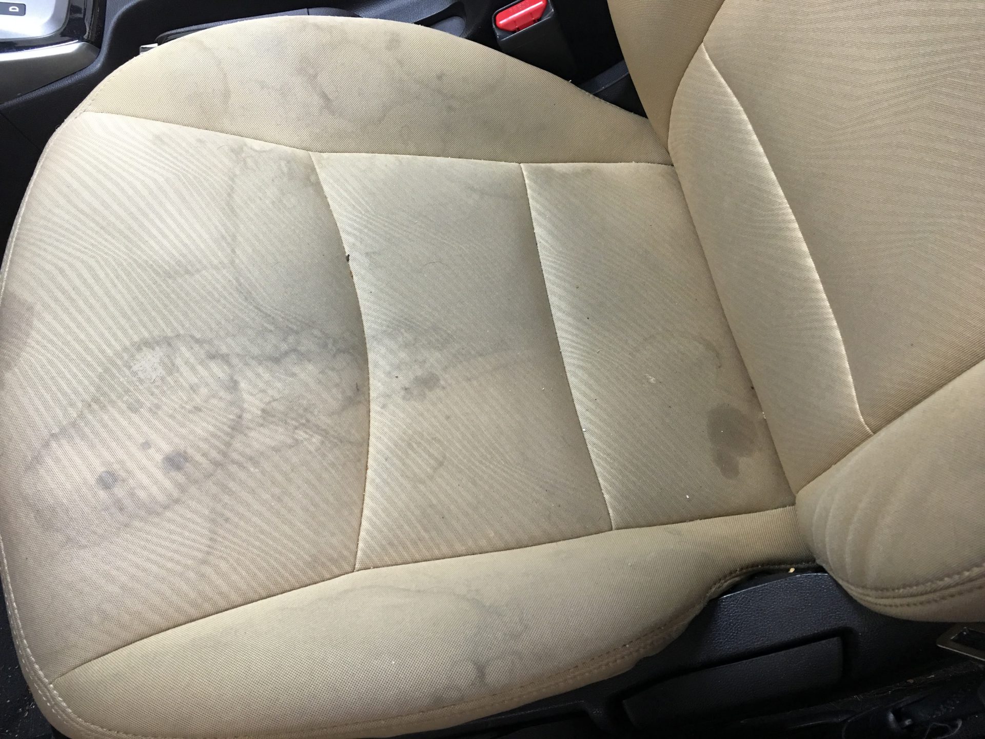 How to remove stains from a car seat