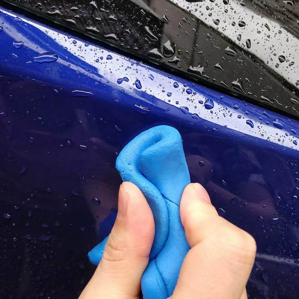 How to Remove Water Stains from Car Glass