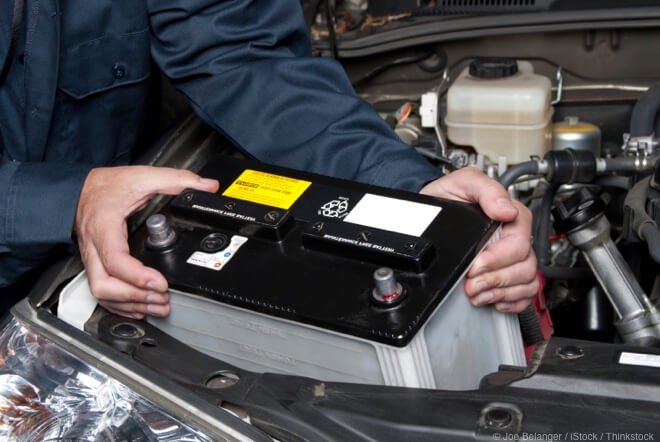 Mercedes E320 Battery Location : My 1995 e320 has the battery under the ...
