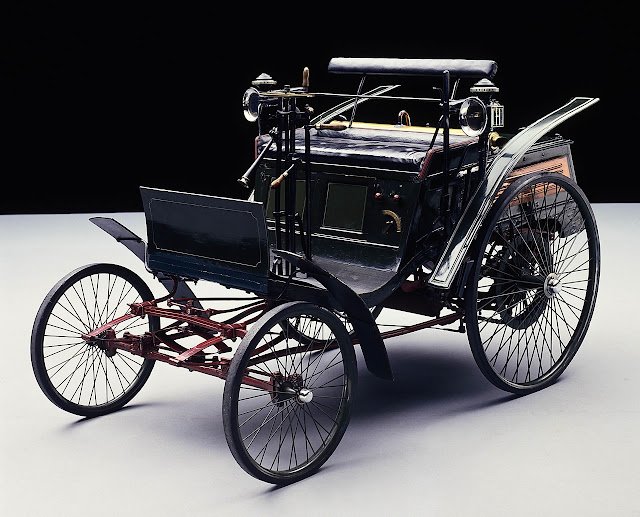 The Auto World: The Oldest Car In The World (The First Car In The World)