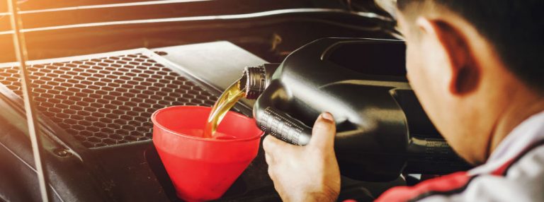 What kind of oil should I use in my Kia car/crossover SUV?