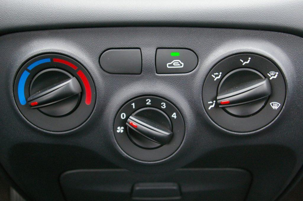 Whether To Turn Off AC Before Turning Off Car Or Vice ...