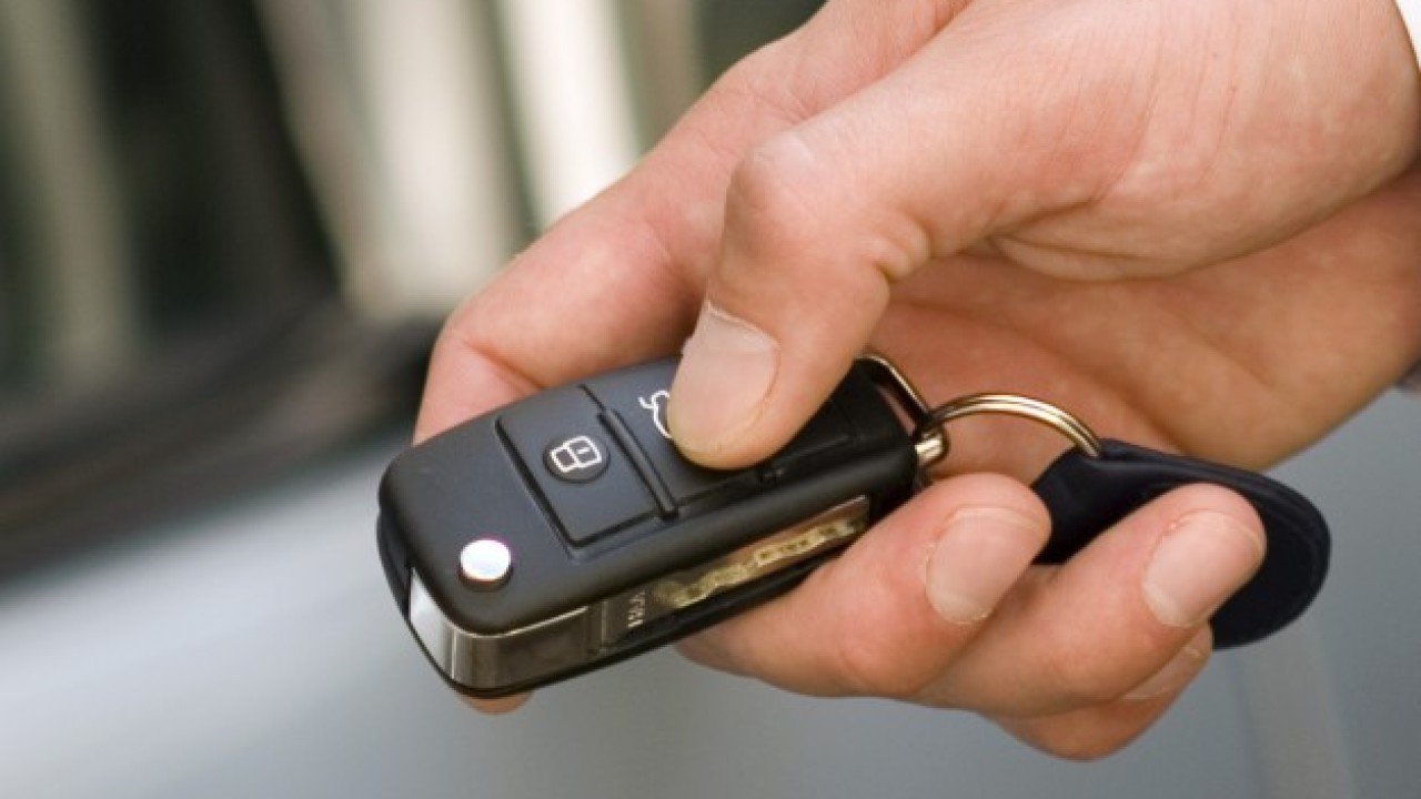 Why duplicate car keys cost $200, and a new cheaper option